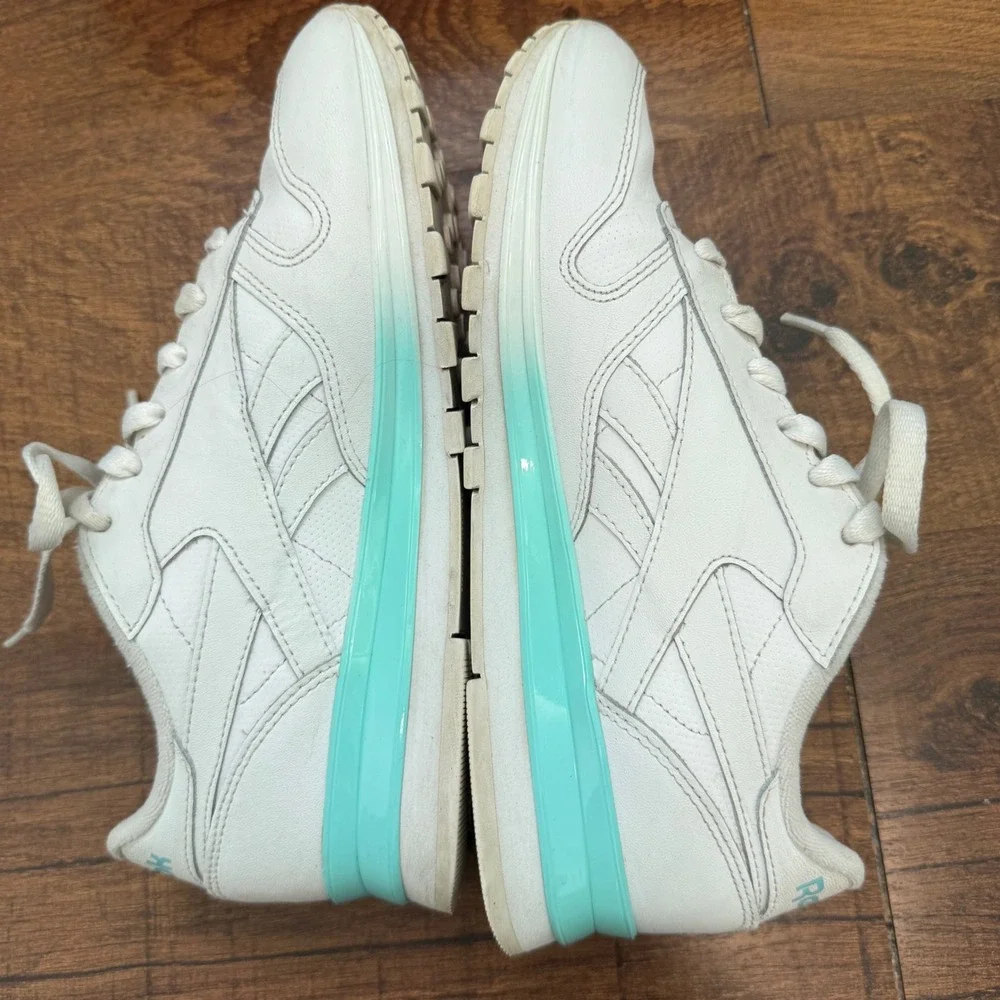 Reebok Classic Leather MU Women 7.5 White Teal Gradient Sneakers GZ5648